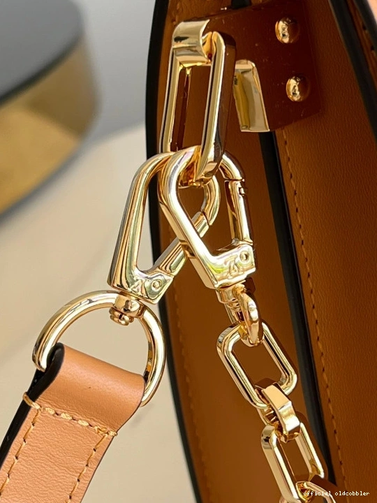 Official oldcobbler LOUIS DAUPHINE MM VUITTON 0716